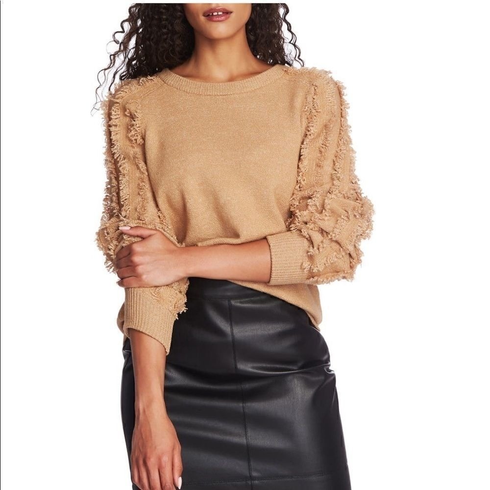 1.STATE Fringe Sleeve Sweater Top, Size Small (4-6), Tan, Wild Oak, Cozy,‎ NWT